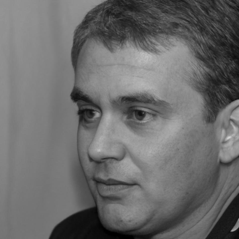 Dozent Lukas Brenner